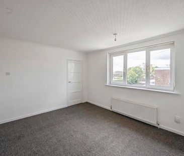 2 bedroom semi-detached house to rent - Photo 5