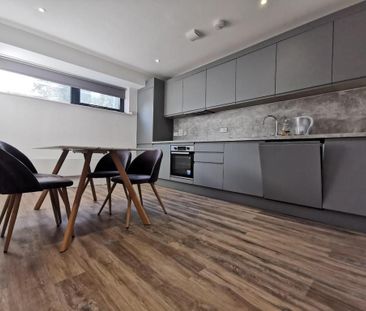 2 bedroom apartment to rent - Photo 6