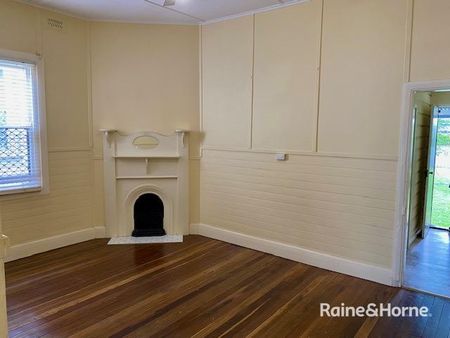 34 Sparke St, Georgetown, NSW 2298 - Photo 5