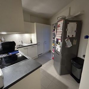 Bel appartement de 5 pièces au 2ème étage - Photo 2