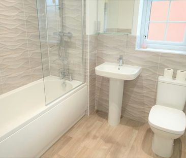 Detached house to rent on - Photo 6