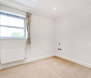 Barnsbury Lane, Tolworth, KT5 - Photo 4