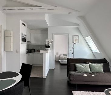 Appartement à louer rue la Boétie, Paris 8ème - Photo 2