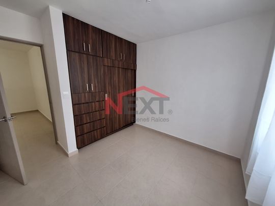 CASA EN RENTA NUEVA AL PONIENTE - Photo 1