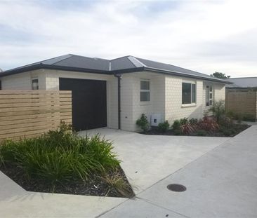 Modern Waterloo Living - Photo 2