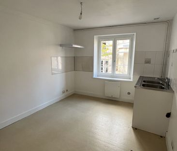 Location Appartement 2 pièces 40m² REMIREMONT 88200 - Photo 5