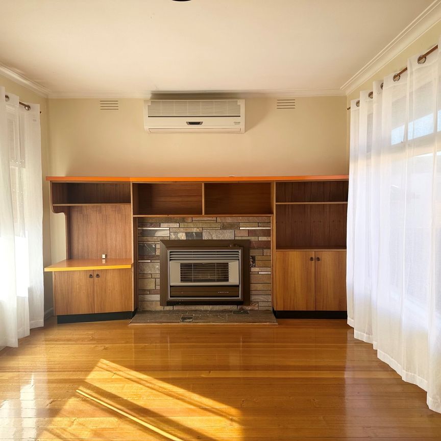 14 Dianne Street, Bundoora - Photo 1