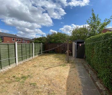 1 bedroom in a house share to rent - Photo 6