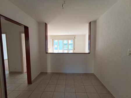 Joli 3 pièces avec balcon - Photo 3