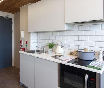 Studio to rent - Photo 6