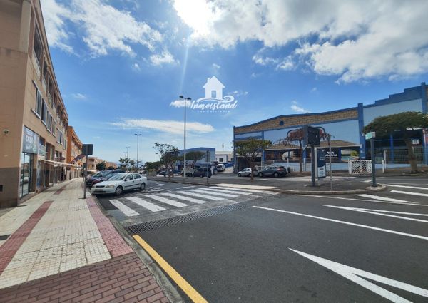 En alquiler piso en Adeje