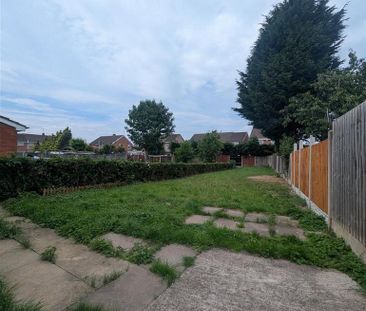 3 bedroom property to rent - Photo 4