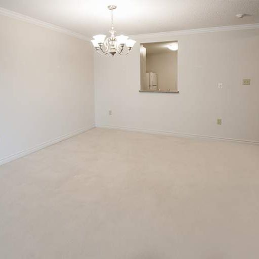 The Magnolia at the Royal Gardens - Photo 1