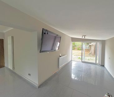 2 bedroom ground floor flat to rent - Photo 1