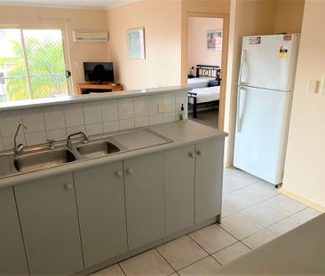 27D/17 Eden Street ADELAIDE SA 5000 - Photo 3