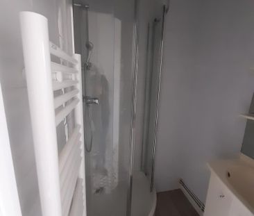 Location Appartement 1 pièce 27m² ST NAZAIRE 44600 - Photo 3