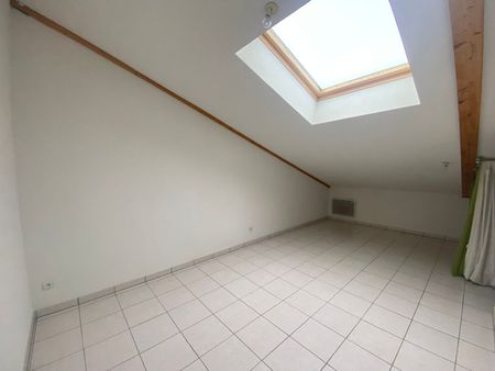 Location Appartement 5 pièces 145m² - Photo 4