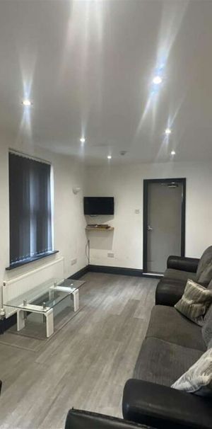 Comfortable HMO Room in Hull – Easy Access to University & City Centre Room 5 - Single Room - Photo 1