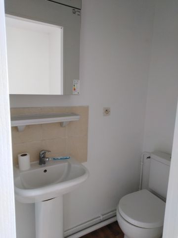 Location Appartement 2 pièces 30m² SOISSONS 02200 - Photo 3