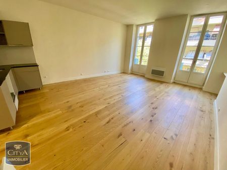 Location Appartement 3 pièces 72m² TOULON 83000 - Photo 2