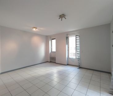 Location Appartement 1 pièce 30m² - Photo 1