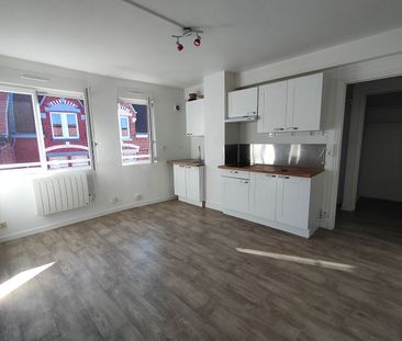 Location Appartement 2 pièces 37m² - Photo 2