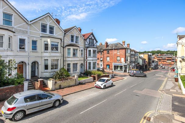 Grove Hill Road, Tunbridge Wells - Photo 1