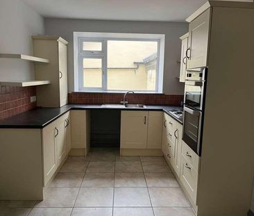 High Street, BS22 - Photo 1