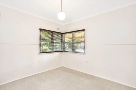 Charming Two-Bedroom Semi In Prime Artarmon Location - Photo 4