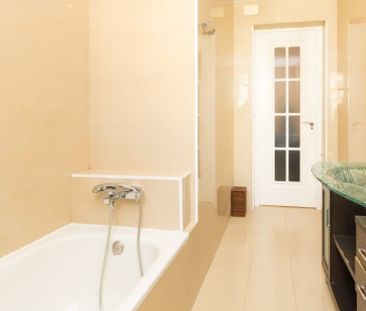 Private room in Redondilla Street - Photo 6