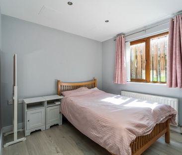 Apt 2, 172 Tates Avenue, Belfast BT12 6ND - Photo 2