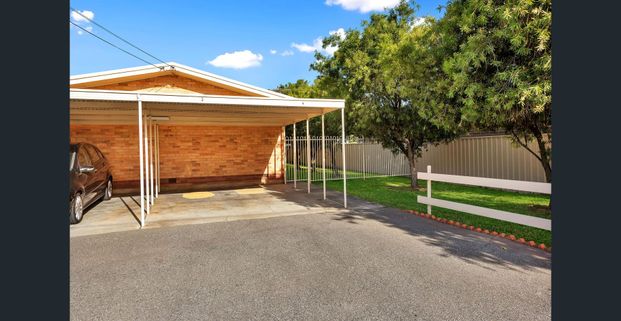 Cozy Single Bedroom Unit - Photo 1