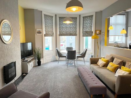 1 bedroom flat to rent - Photo 2