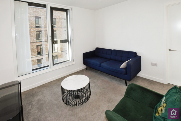 2 bedroom flat to rent - Photo 1