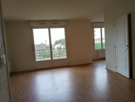 Location Appartement 3 pièces 69m² BUXEROLLES 86180 - Photo 5