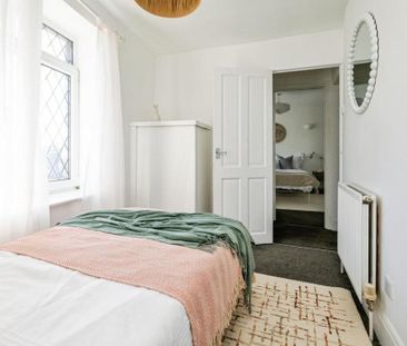 2 bedroom end of terrace house to rent - Photo 6