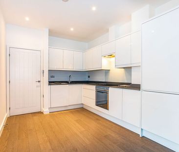 1 bedroom apartment to rent Lincoln Road, Dorking, RH4 - Photo 3