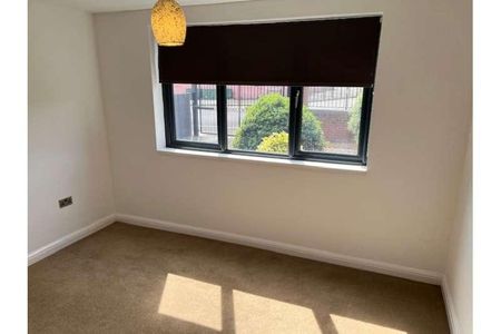 Bristol Road South, Northfield, Birmingham, B31 - Photo 3