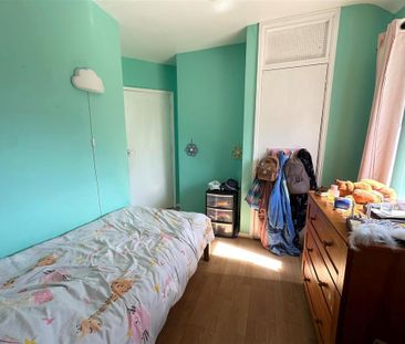 3 bedroom terraced house to rent - Photo 6