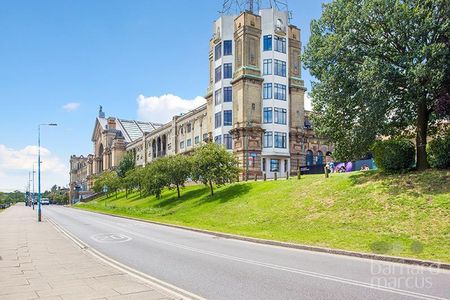 Muswell Hill, Muswell Hill - Photo 2