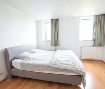 Ruim appartement gelegen te ZULTE - MACHELEN ( postcode: 9870) - Photo 3
