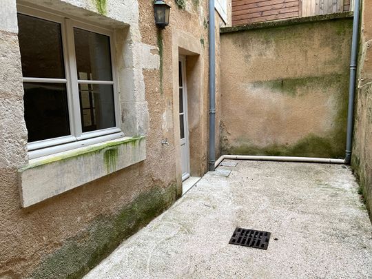 Location appartement 2 pièces, 42.00m², Fontenay-le-Comte - Photo 1