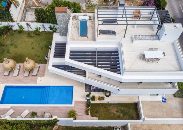 5 bedroom luxury Villa for rent in San Pedro de Alcántara, Spain