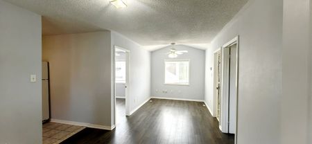 For Lease - 1 Pingel Road Unit# Coach, Markham, Ontario - Photo 5