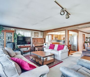 For Lease - 56 SEABREEZE Crescent, Hamilton, Ontario - Photo 3