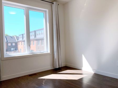 Av. des Frênes, H9R 0E7, Pointe-Claire - Photo 5