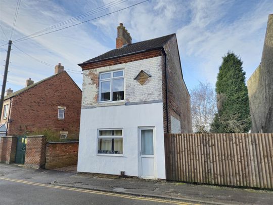 Gutteridge Street, Coalville - Photo 1