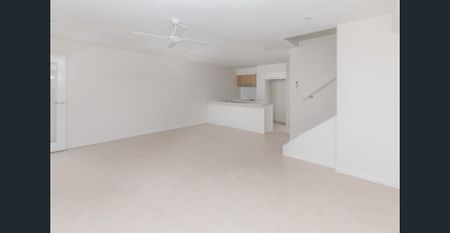 ID:20449196/14 Toral Drive, Buderim, Qld 4556 - Photo 3