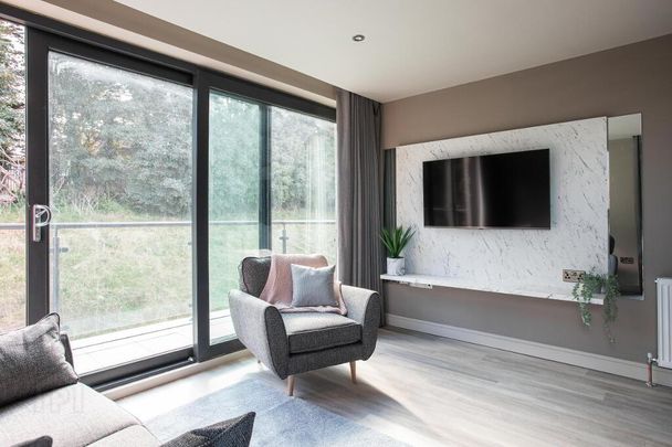 Apartment 28 Lesley Parklands 60 Knocknagoney Road, Belfast, BT4 2FU - Photo 1