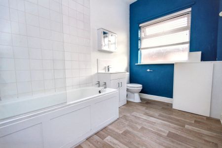 Mill Lane, Leigh - Photo 3